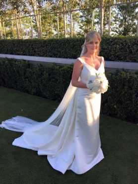 Wedding dress for sale