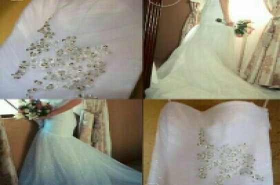 Wedding dress for sale