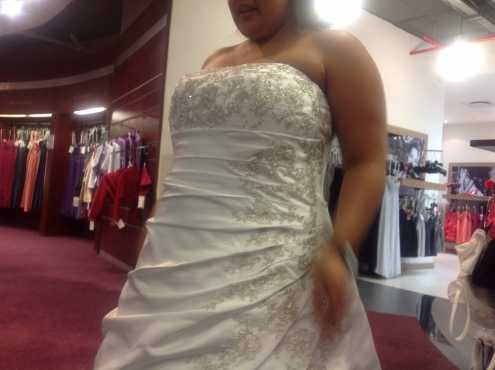 Wedding dress for sale