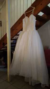 wedding dress forsale 3436