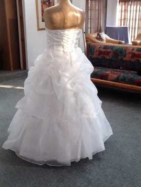 Wedding dress hiring items for home based business for sale