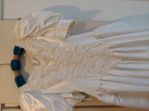 Wedding dress nr 32