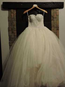 wedding dress size 32 34