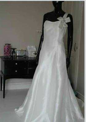 Wedding dress Tusneem Helena