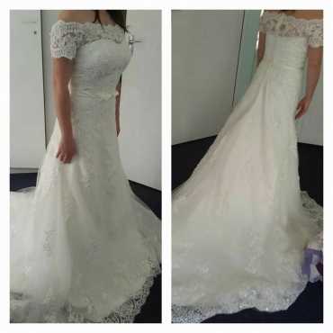 Wedding gown