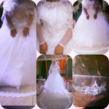 Wedding gown