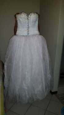 wedding gown for sale TOP