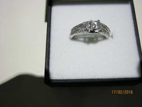 Wedding ring with band ( Brand New )