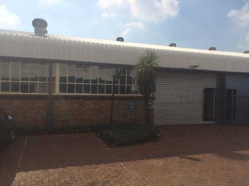 WELL PRICED FACTORY  WAREHOUSE TO LET IN A SECURE INDUSTRIAL PARK IN GATEWAY INDUSTRIAL PARK, CENTU