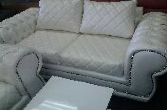 Wendy lounge suite brand new for sale