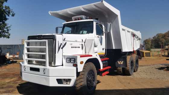 Western Star 6900 40 ton dump truck