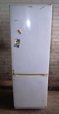 Whirlpool 2 Door Fridge S019235B Rosettenvillepawnshop