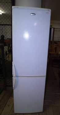 Whirlpool 2 Door Fridge S019585A Rosettenvillepawnshop