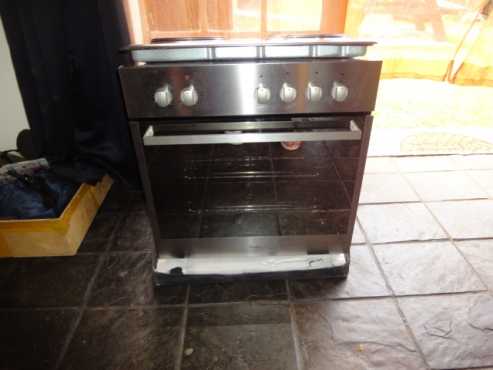 Whirlpool 600mm Under Counter Thermo Oven amp Solid Hob Stainless Steel.