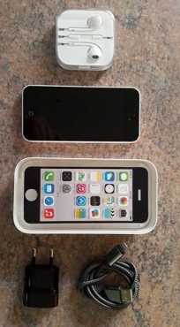 White Apple iPhone 5C