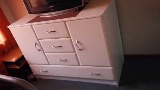 White Compactum for sale