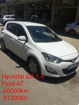 White Hyundai i20