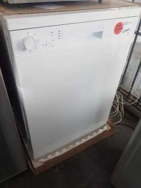 WHITE LG DISHWASHER