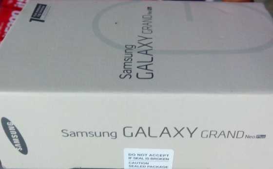 White Samsung Galaxy Grand Neo Plus FOR SALE.