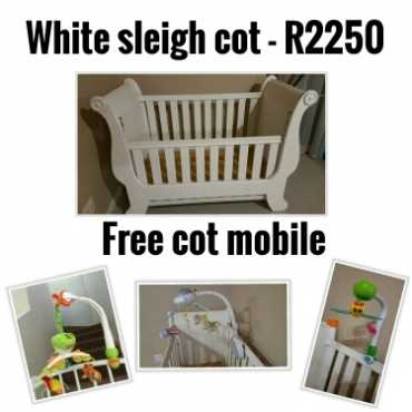 White sleigh cot