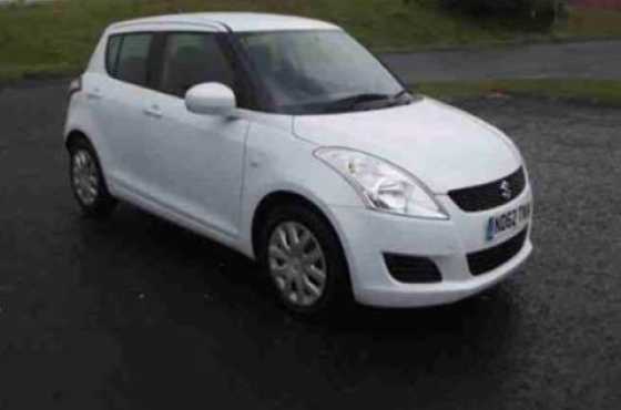 White Suzuki Swift 1.4 SE late 2013.