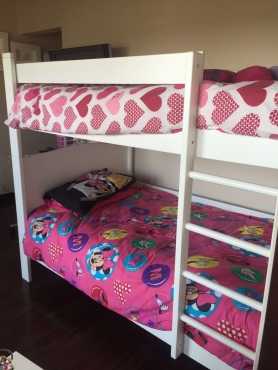 White three quarter bunk bed and 2 unused mattresses for sale, all in excellent condition