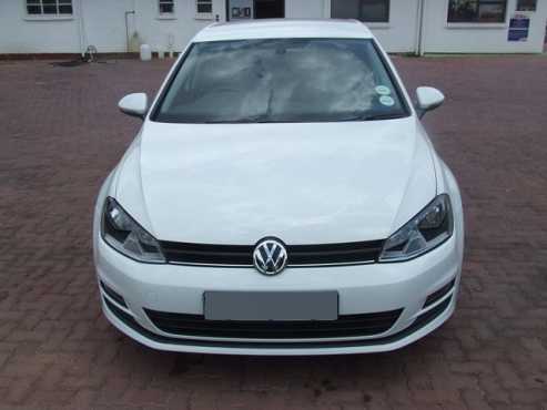 White Volkswagen 2013 Golf 7 Hatchback, 1.4 TSI Comfort line  Excellent Condition.