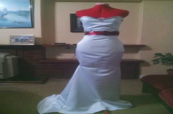 White wedding or matric dance dress