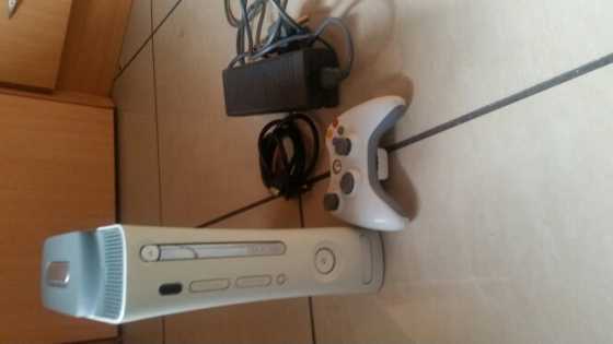 white xbox 360