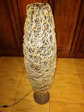 WICKER FLOOR STANDING LAMP