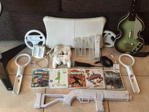 Wii fit board and various accessories