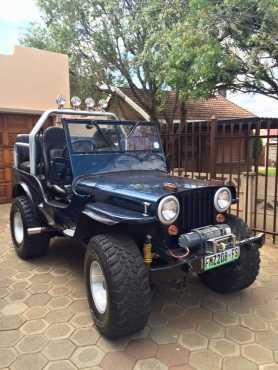 Willys Jeep te koop.