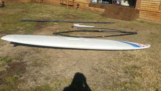 Windsurfer with Ellesse Sail (White), Mast, 2 x Handlebars, Skegs, Fin, Ropes