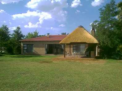 Wonderfull 4 Bedroom Holiday home on Vaal Dam.