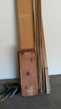 Wood shelves with brackets for sale R250