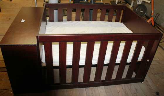 Wooden Cot S020512A Rosettenvillepawnshop