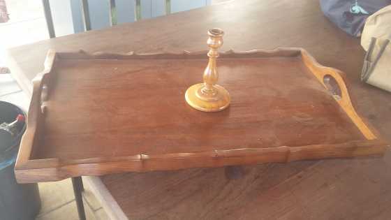 WOODEN TRAY AND YELLOW WOOD CANDLE HOLDER.