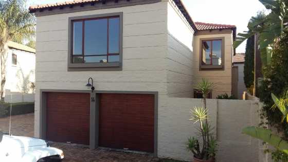 Woodhill townhouse to rent or for sale