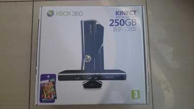 Xbox 250gig With Kinect New Design With Games