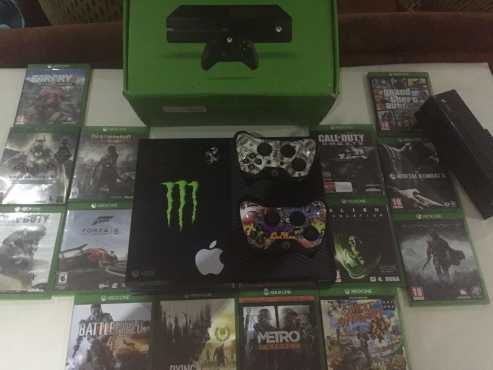 XBOX ONE -500GIG - 2 X CONTROLLERS,  1 x KINECT,2 x  GAMES   R 5800.00