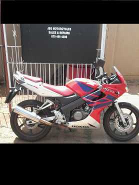 Xmas special cbr125rr honda 2005 R7500 cash only