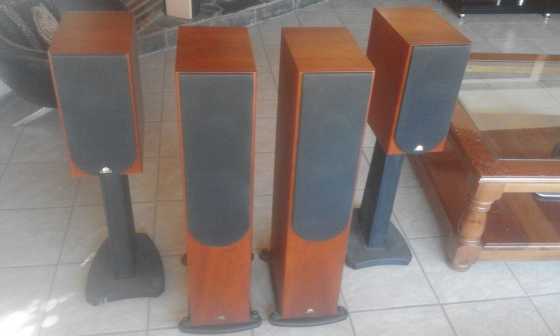 Yamaha amplifier and Castle speakers