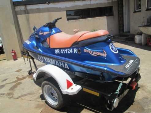 Yamaha Jetski. 1200cc, wave runner, trim and tilt, digital clocks, very neat papers and bouncy in or