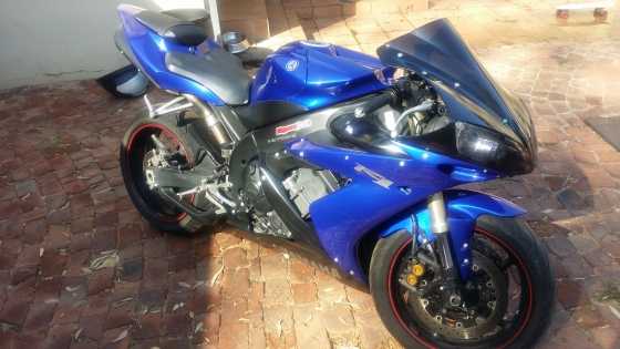 Yamaha R1 2006