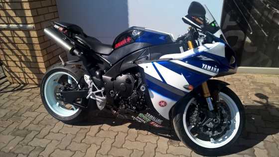 Yamaha R1 2010