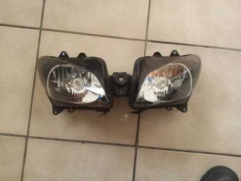 Yamaha R1 headlight 1998  2001