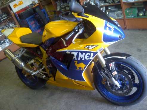 Yamaha R1 in great condition