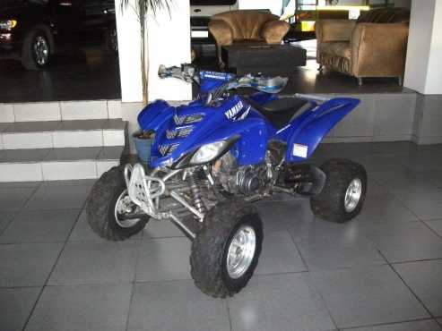 Yamaha raptor 660