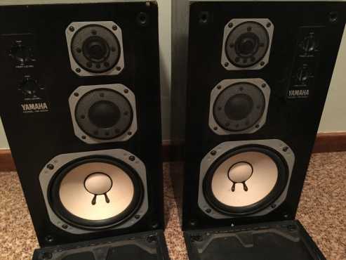 Yamaha speakers