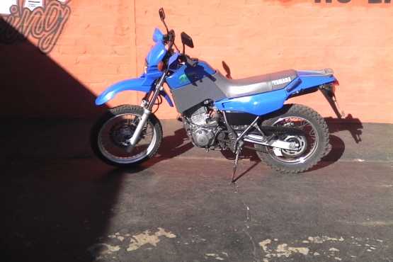 Yamaha XT 400cc 2003